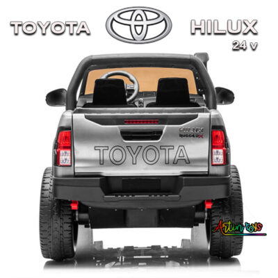 24-v-500-w-toyota-hilux-ride-on-car-silver-9